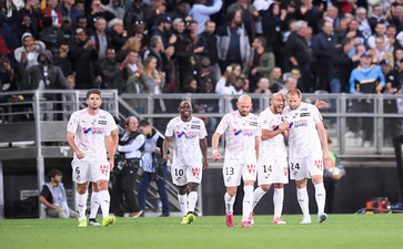 乐鱼体育最新官网幼儿园室内跑酷健身5分钟